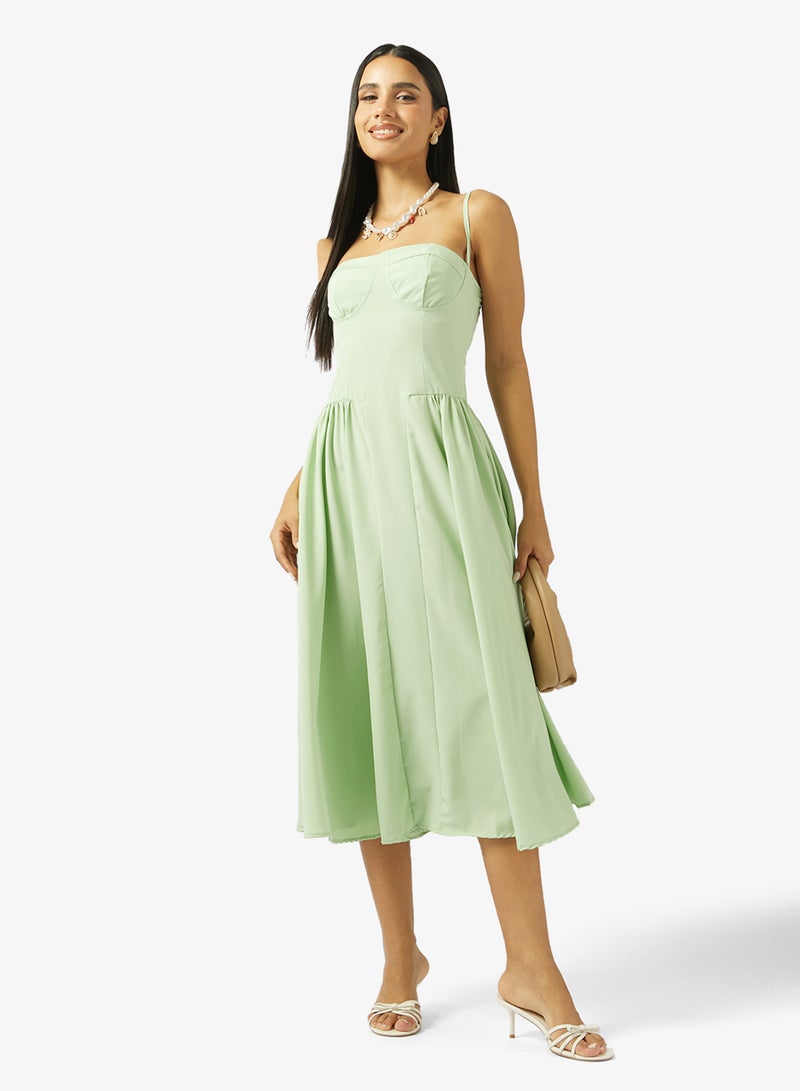 جينجر فستان بتصميم أميرة بياقة قلب وخصر ضيق - Image 4